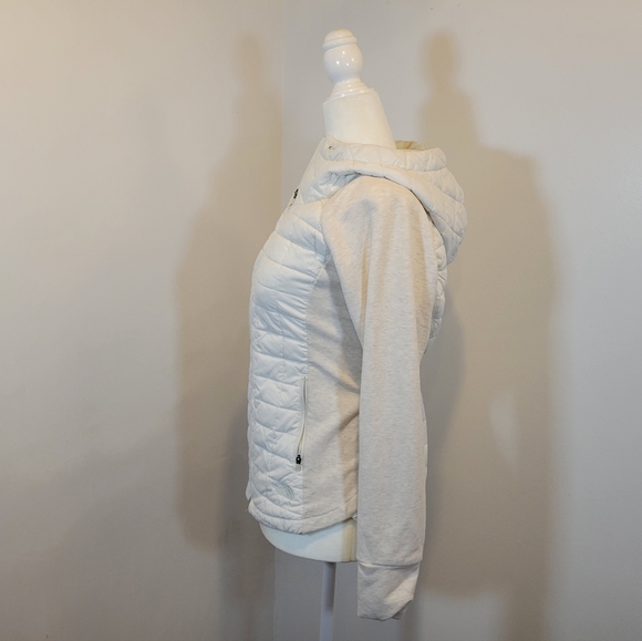 The North Face Lightweight Jacket - Picture 4 of 10